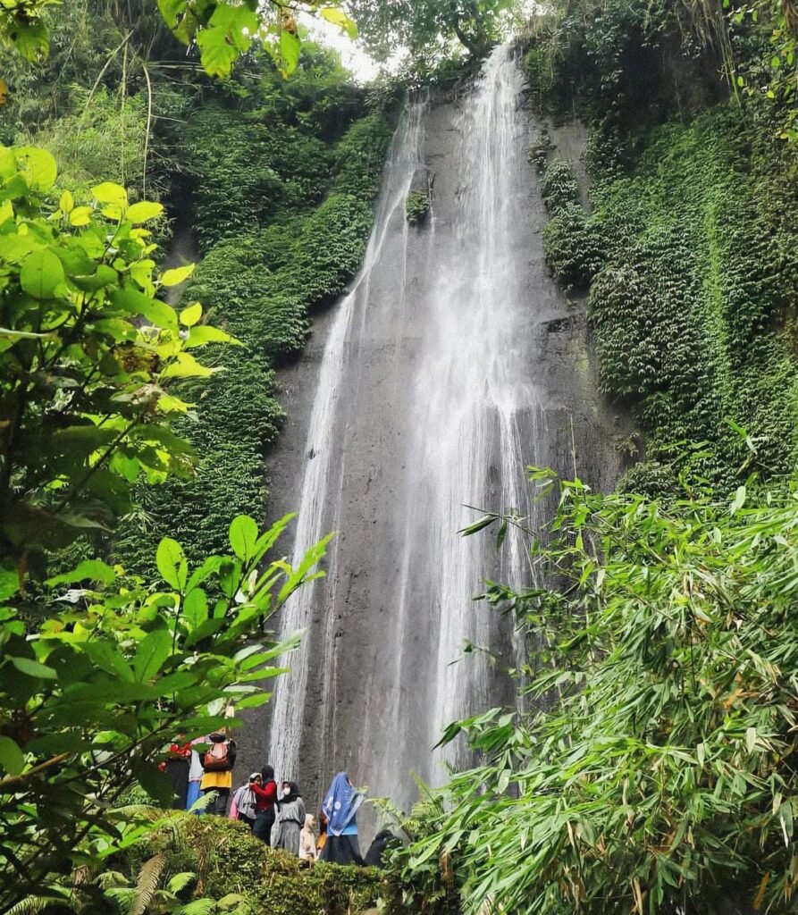 Hiking Curug Company Outing