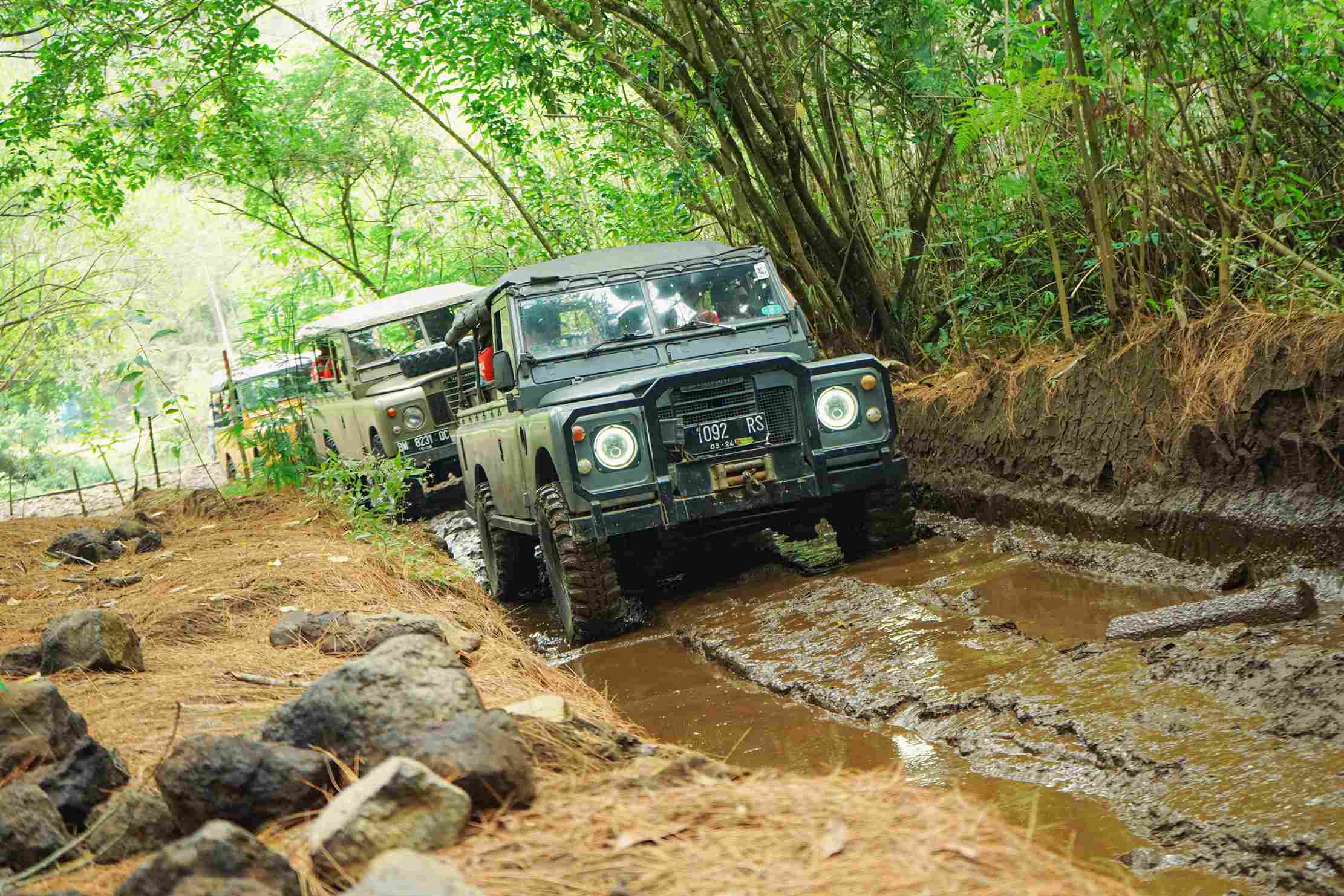 Coba Petualangan Offroad saat Menjelajahi Bandung